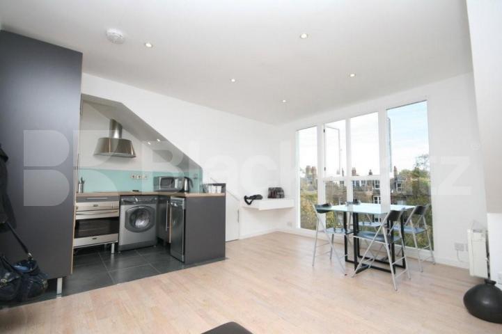 			CONTEMPORARY 1 BED NEAR PRIMROSE HILL, 1 Bedroom, 1 bath, 1 reception Flat			 Primrose Gardens , PRIMROSE HILL